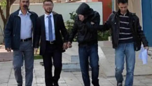 Konya'da sigara hırsızları tutuklandı