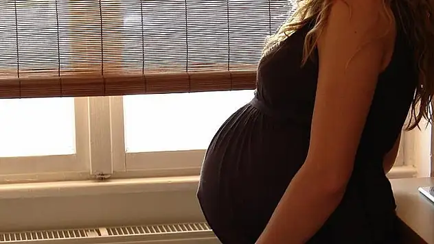 'Anne kanalıyla geçen hastalıklar dışlanmaya neden oluyor'