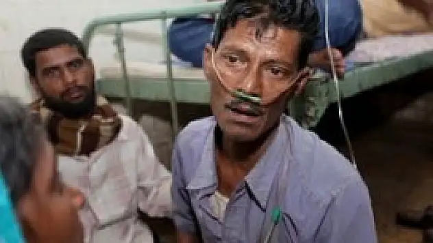 Hindistan'da kaçak içkiden ölenlerin sayısı 42'ye çıktı