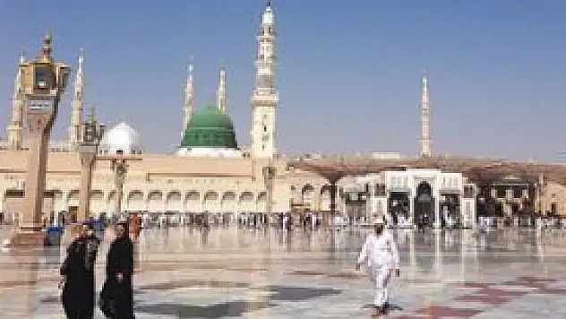 Hacılar Hz. Muhammed'e kucak açan şehirde