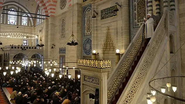 Dünya Müslüman Alimler Birliğinden cuma hutbesi çağrısı