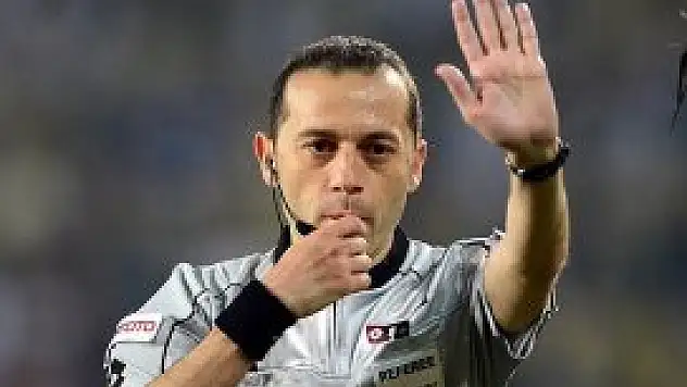 Cüneyt Çakır'a UEFA'dan görev