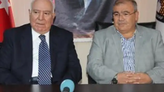 Esnaf AVM yasasını bekliyor