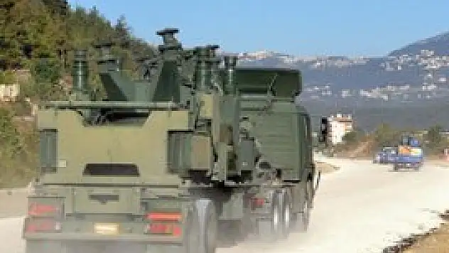 Sınırda askeri hareketlilik