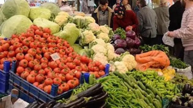 Domates ve biber fiyatları yüzde 40 arttı