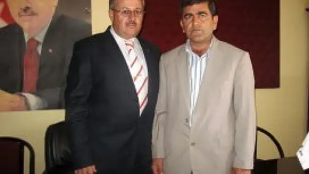 Erdoğan Şen Altınekin'den aday adaylığı başvurusu yaptı