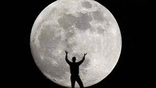 Ay, sanılandan daha yaşlı çıktı