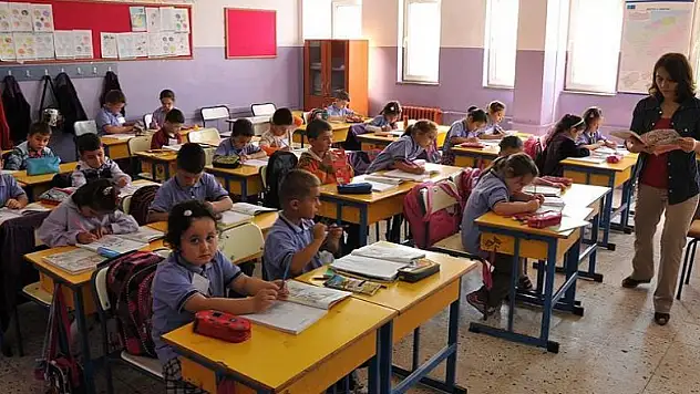 MEB'den 'mucit çıkaracak' yeni müfredat