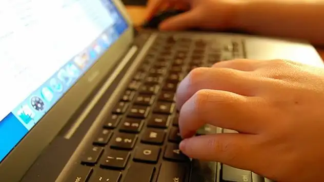 Türk bilim dünyasının 'tez'leri 450 bine yaklaştı