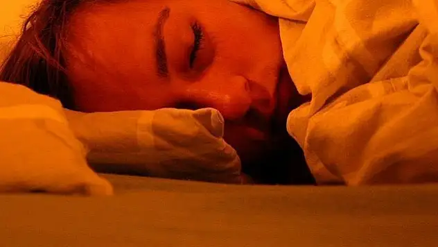 'Uykusuzluk bağırsaklarda kötü bakterilere yol açıyor'