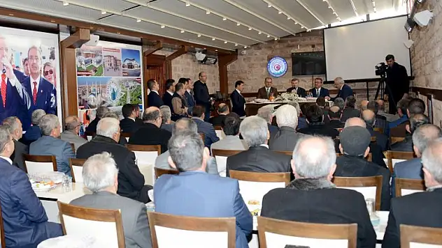Akyürek, Karatay'daki mahalle muhtarlarıyla buluştu