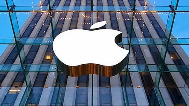 Apple, iPhone'lara beklenen zammı yaptı!