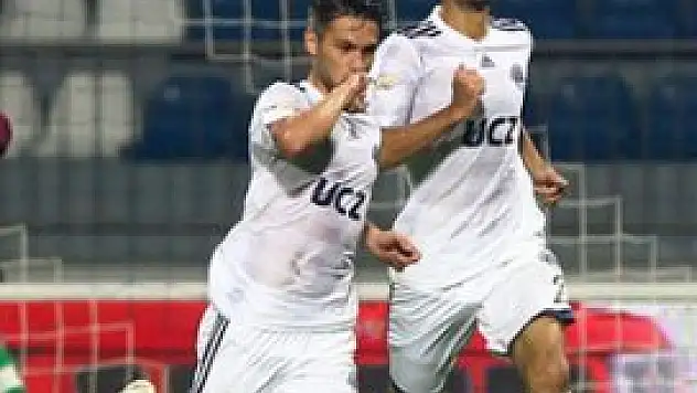 Paşa fırtınayı dindirdi! 3-2