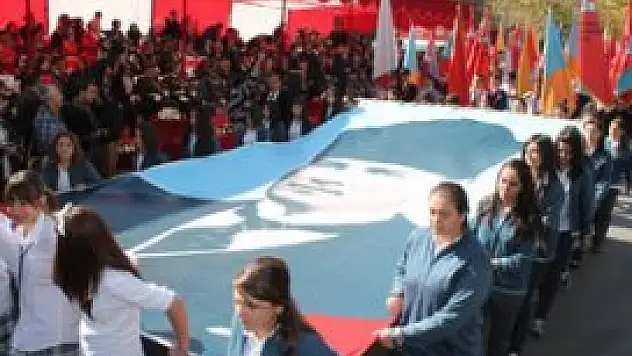 Konya'da Cumhuriyet Bayramı coşkusu