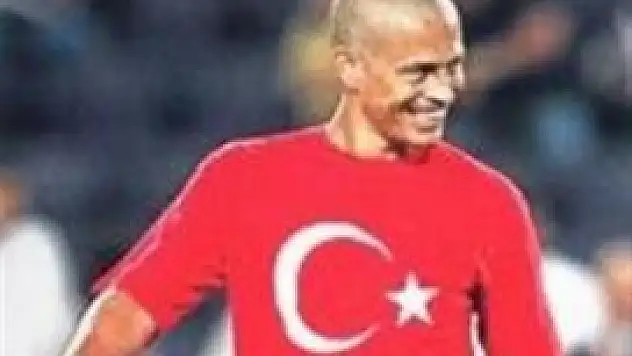 Alex bayramı yine unutmadı!