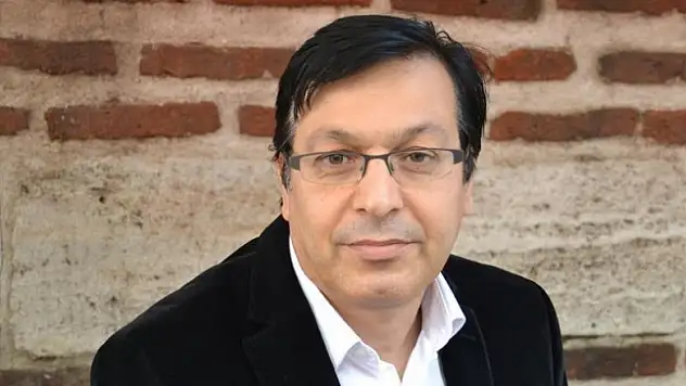 'Akif kadar büyük acılar yaşamış başka şair yok'