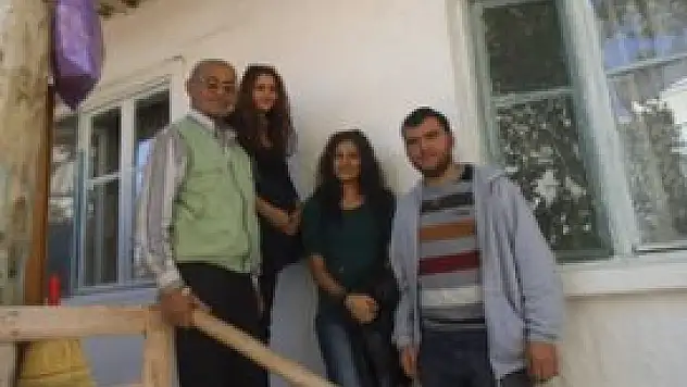 Yaşayan tarihler gençlere rehberlik ediyor…