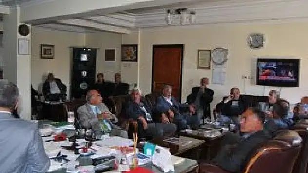 Başkan Yıldız, köy muhtarları ile bir araya geldi