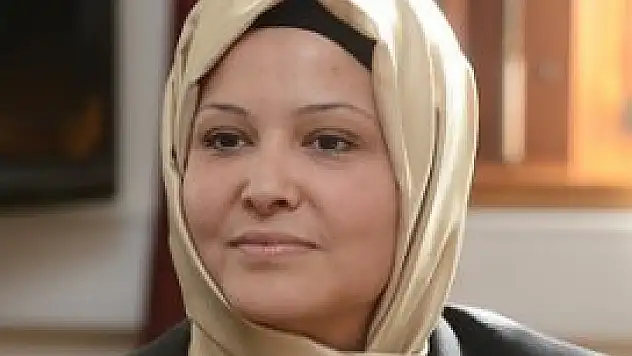 İlk başörtülü milletvekilleri Meclis'te