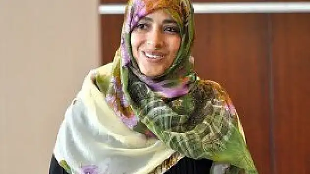 Karman para ödülünü bağışladı