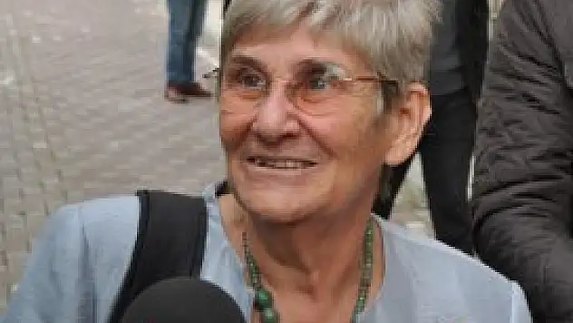 Canan Karatay'ı dolandırdılar