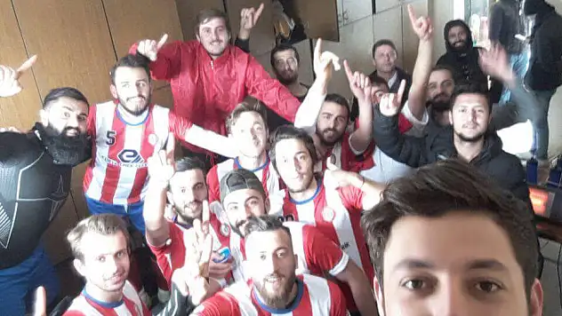 Şampiyon Altınekin!