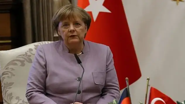 'İslamcı terör' diyen Merkel'i zora sokacak dosya