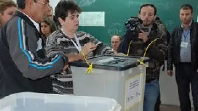 Kosova'da yerel seçimler yapılıyor