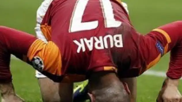 Burak'ın yüzü derbide gülecek!