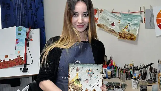 Bu tablolar kahve kokuyor