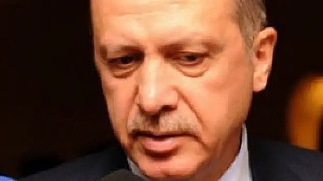 Erdoğan: Desteğimizi çektik, gitmiyoruz!