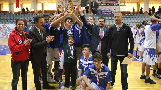 Şampiyon Özel Sınav oldu