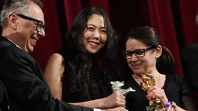 Berlinale'de 'Altın Ayı' ödülünü Macar filmi 'Beden ve ruh' kazandı