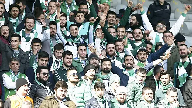 Taraftar, akın etti