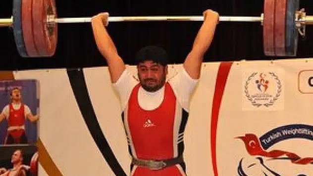 Konyalı haltercilerin başarısı