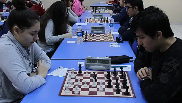 Satrançta hamleler okullar için yapıldı