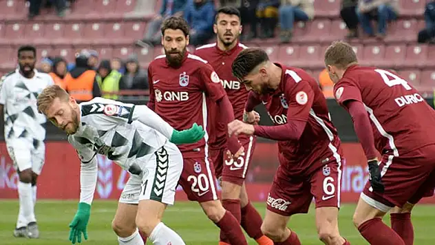 Atiker Konyaspor Trabzonspor maçı ilk 11'ler!