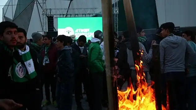 Cezalı Konyaspor maçı böyle izledi