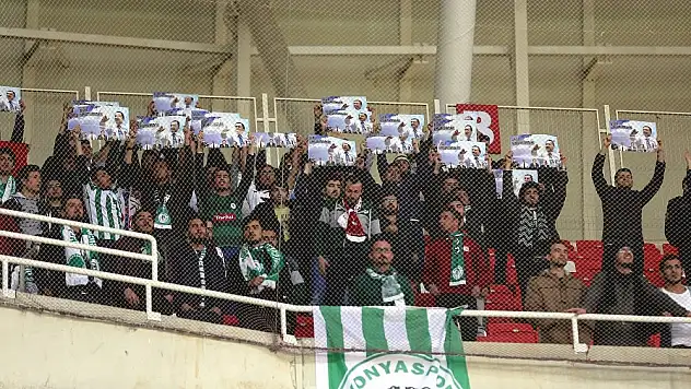 Taraftar, yalnız bırakmadı