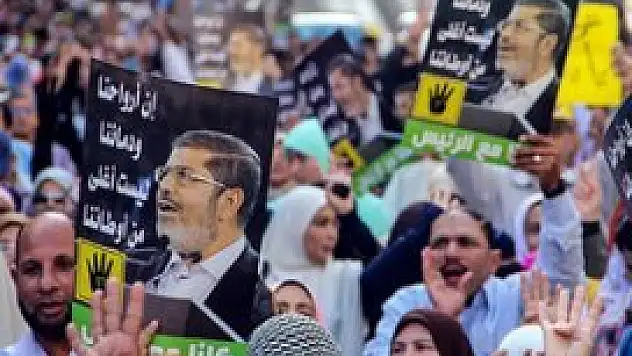 Mısır'da darbe karşıtı cuma gösterileri