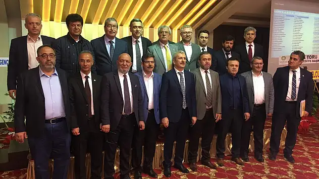 Remzi Ay, güven tazeledi