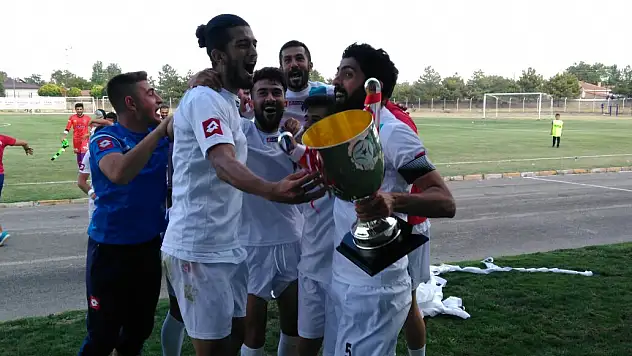 Sarayönü, Sandıklı'ya bileniyor