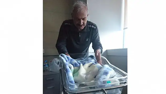 Ayhan Paşa, 2. kez dede oldu!