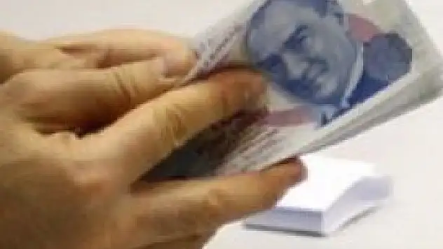 Memur ve emeklilere ek zam hakkı