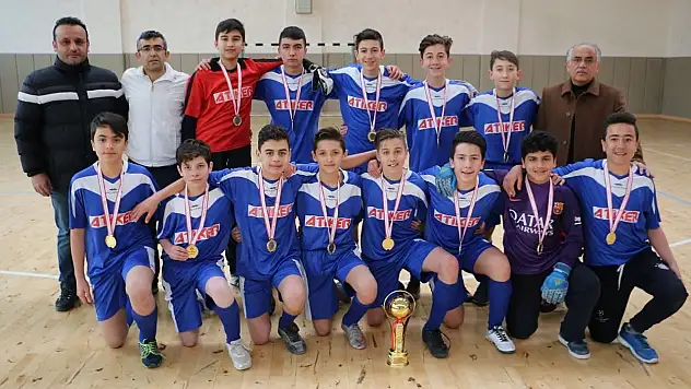 Atiker, grup lideri oldu