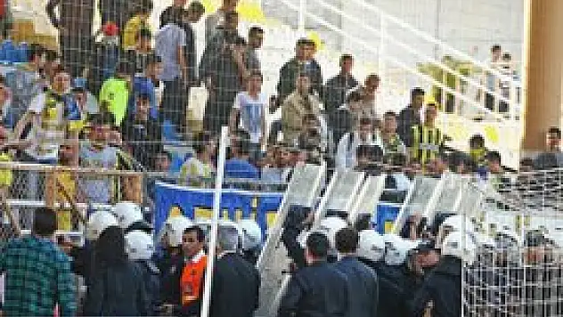 Emniyet 5 bin 269 'holigan'a işlem yaptı