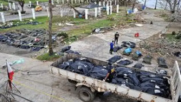 Tayfunda ölü sayısı 2 bin 275