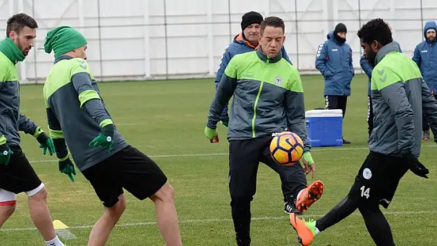 Konyaspor, Fenerbahçe'ye bileniyor