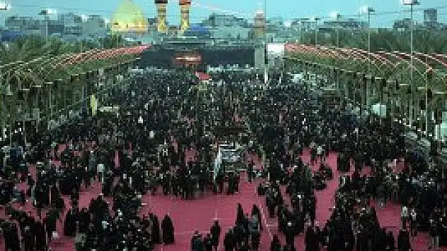 Şiiler tarihi kentlere akın ediyor