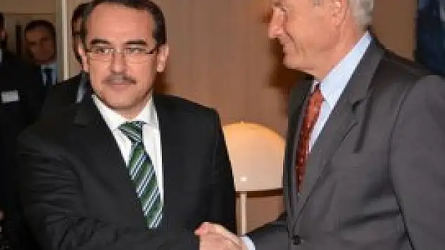 Birçok konu Türkiye içinde çözülebiliyor